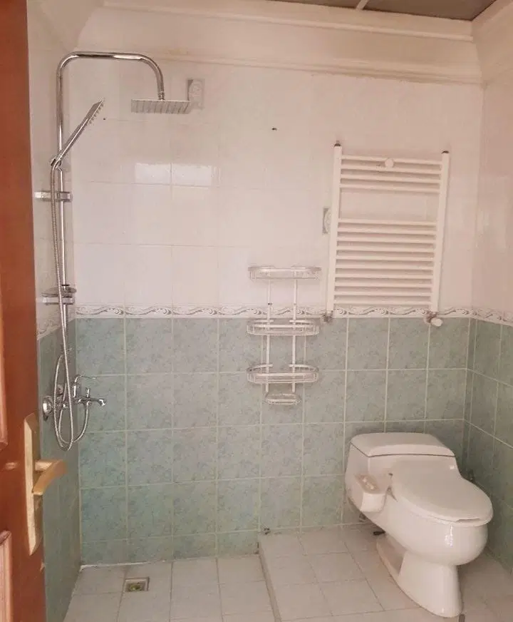 املاک دیپلمات