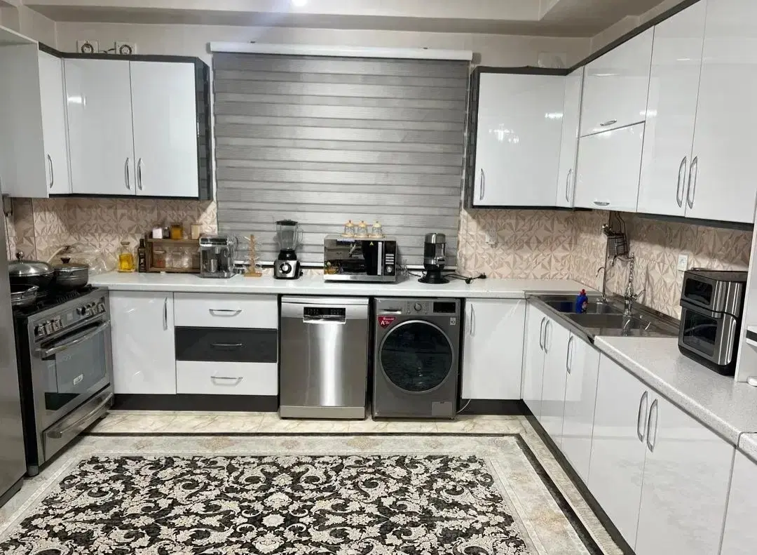 ۷۵ متری سنددار چند قدمی خیابان اصلی
