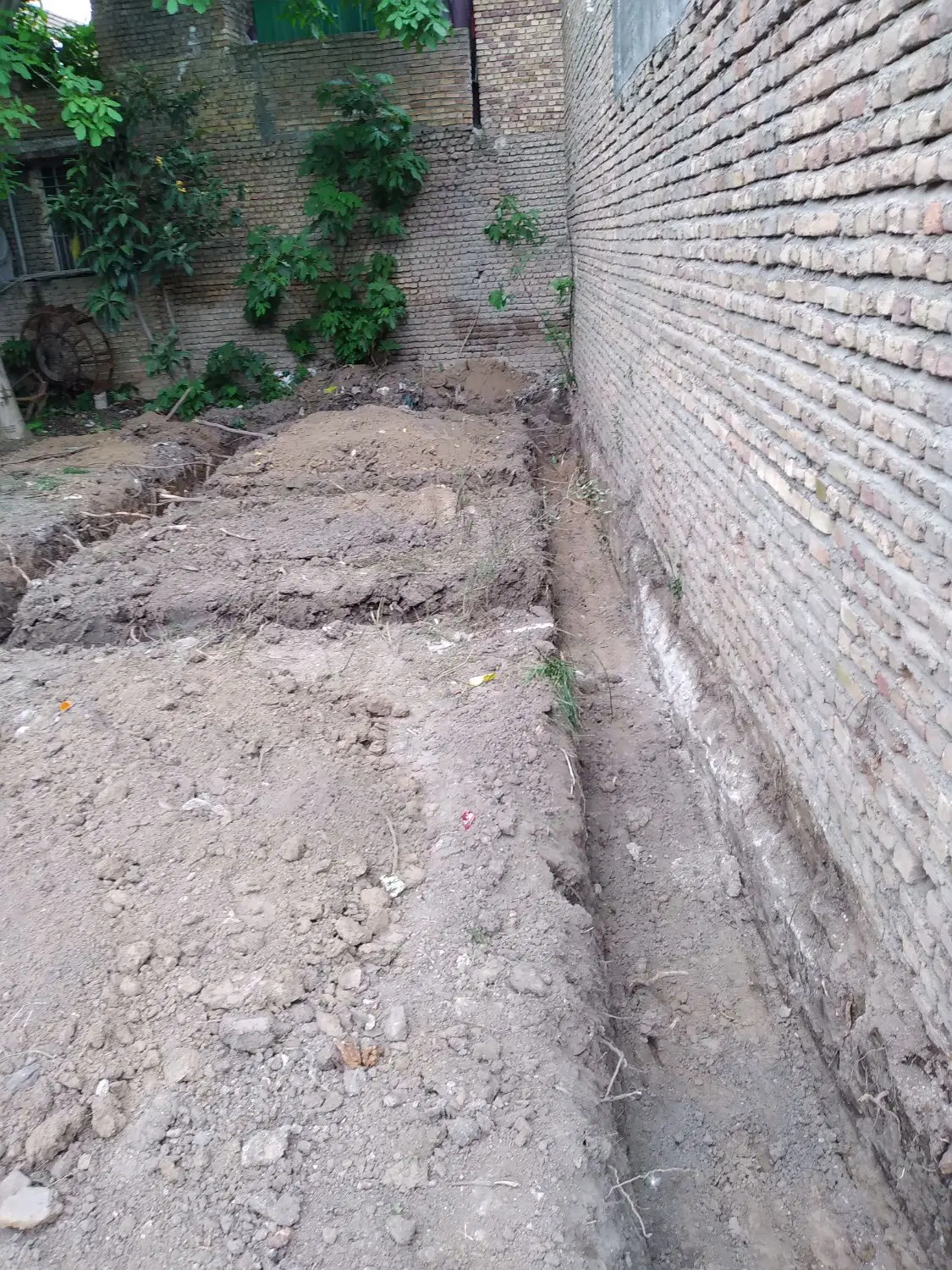 زمین مسکونی ۷۶متری