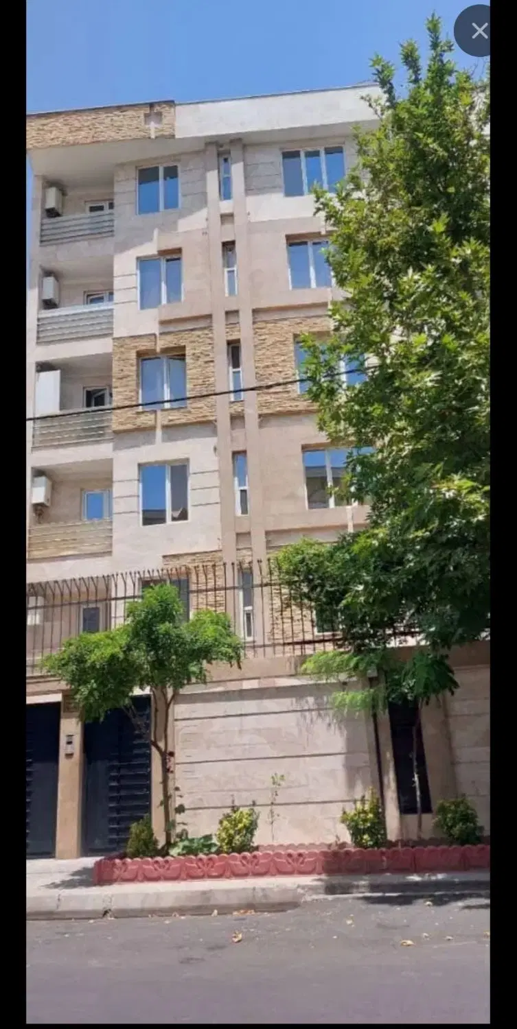 86متر _ آپارتمان_ فول امکانات_ خوش نقشه