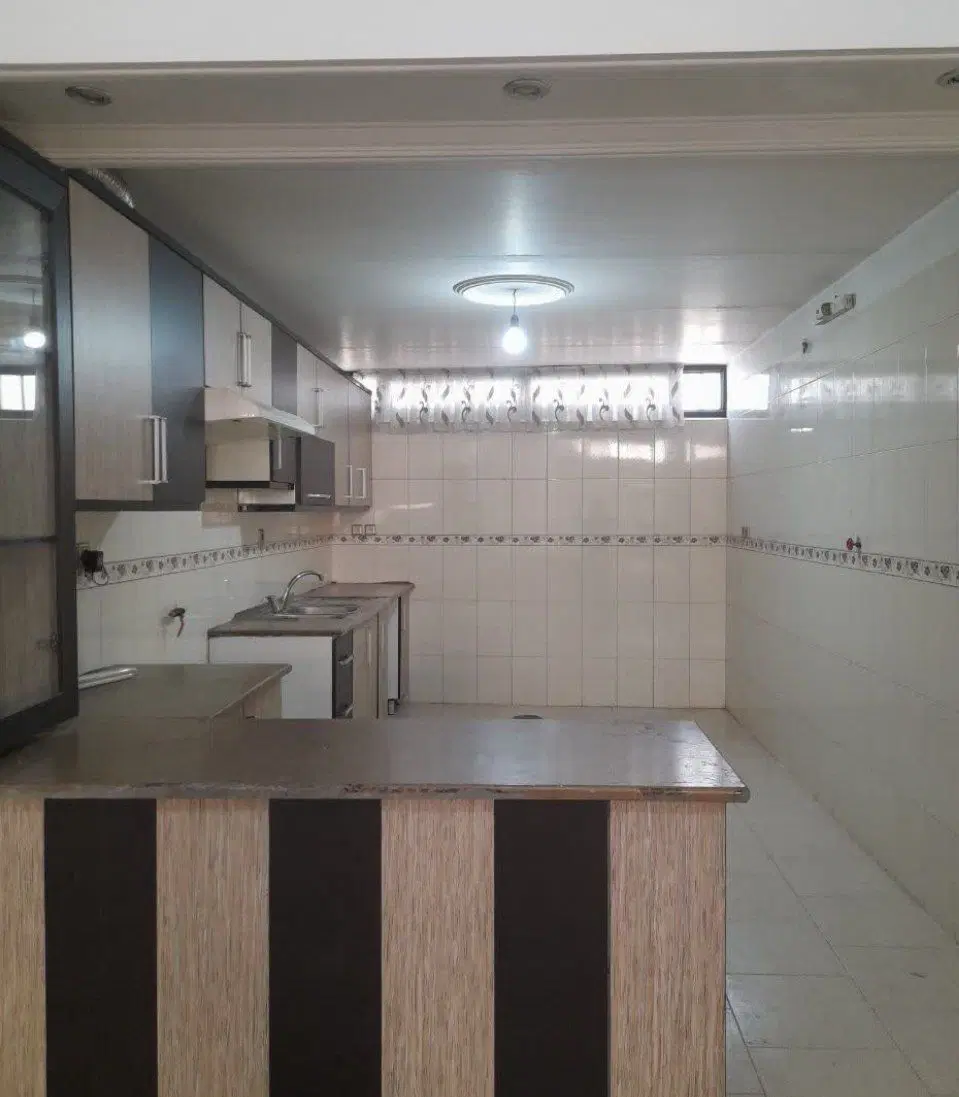 زیرزمین اجاره ای دوخواب
