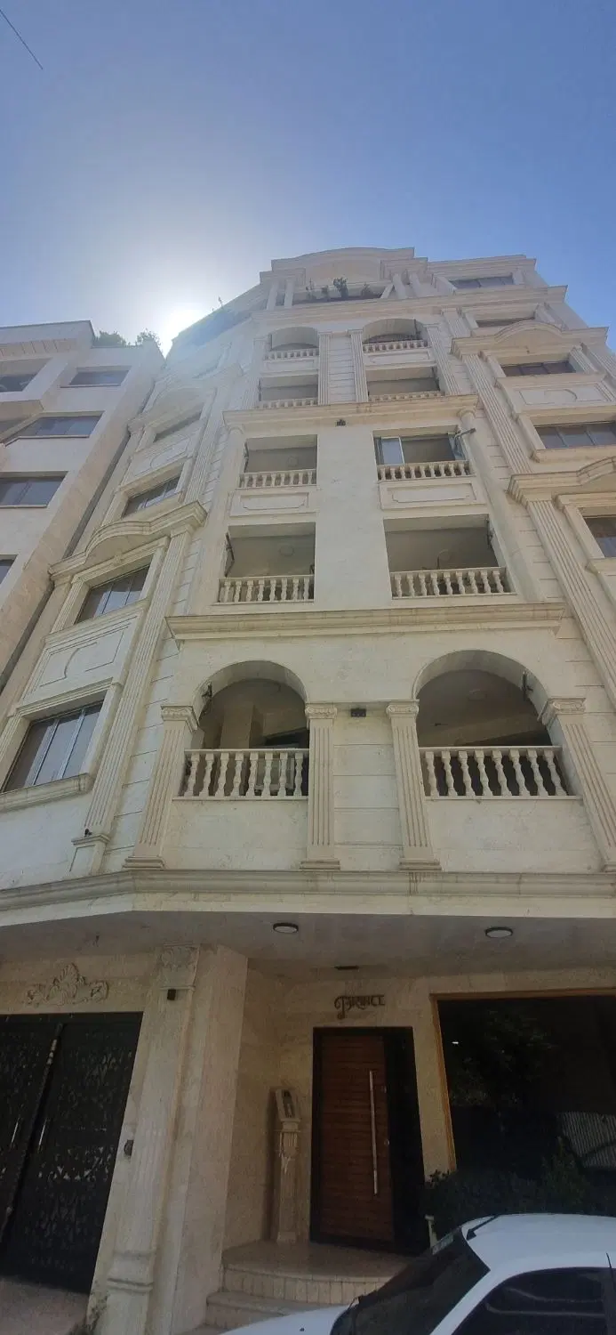 اجاره واحد ۱۵۰ متری فارابی