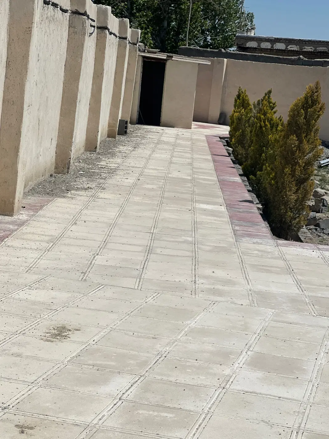 فروش باغ ویلایی ۹۰۰ متری در شهریار