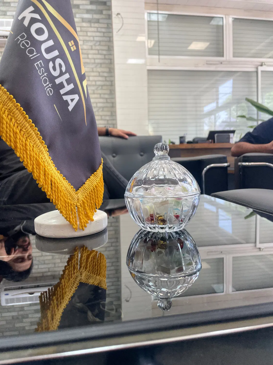 زمین جانبازان پشت فروشگاه فامیلی