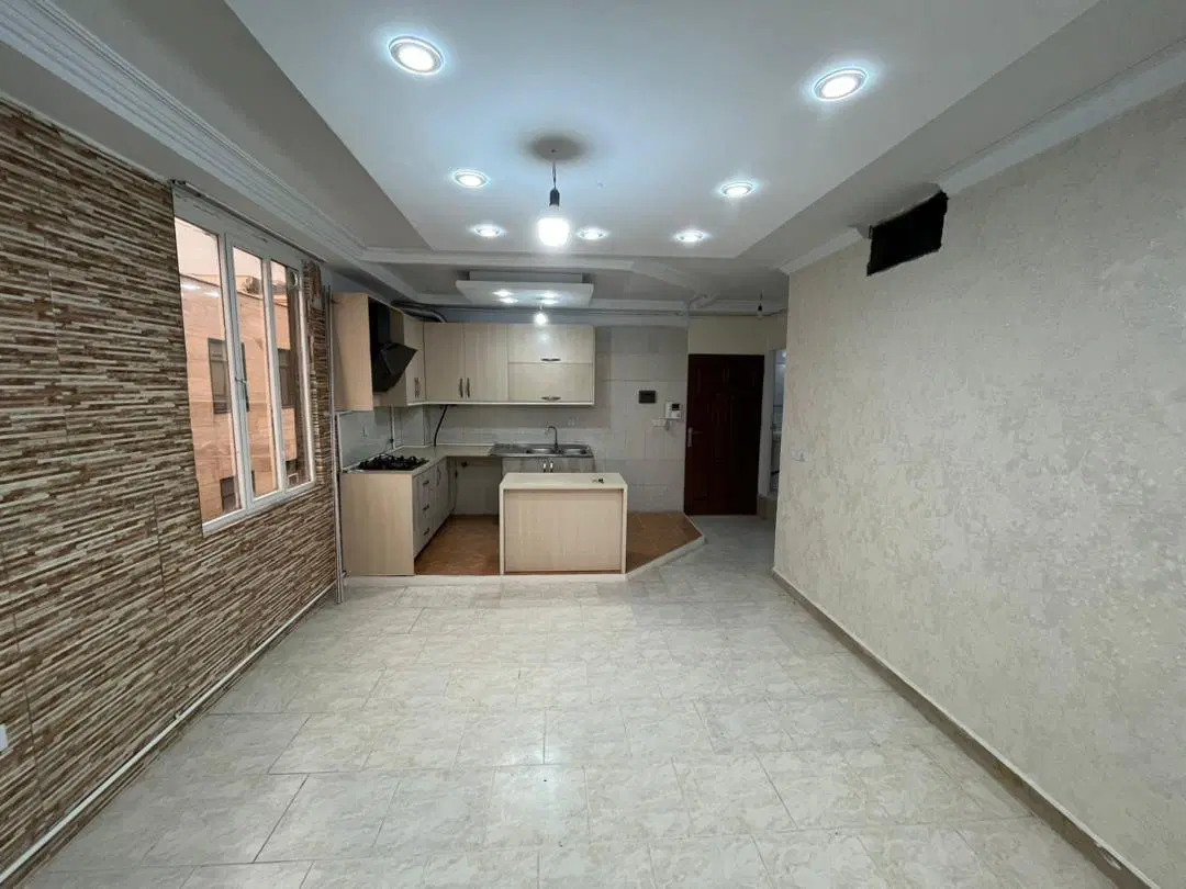 اپارتمان ۴۹ متری غرق نور