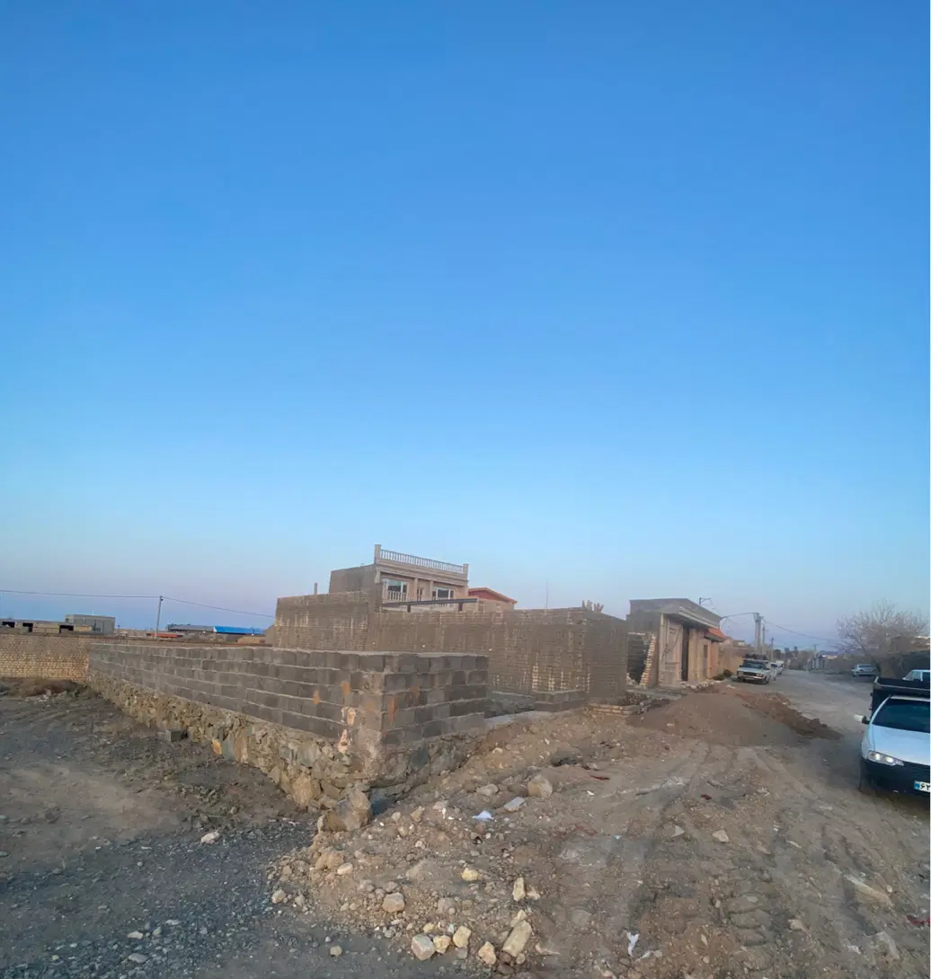 زمین در بافت ورجان