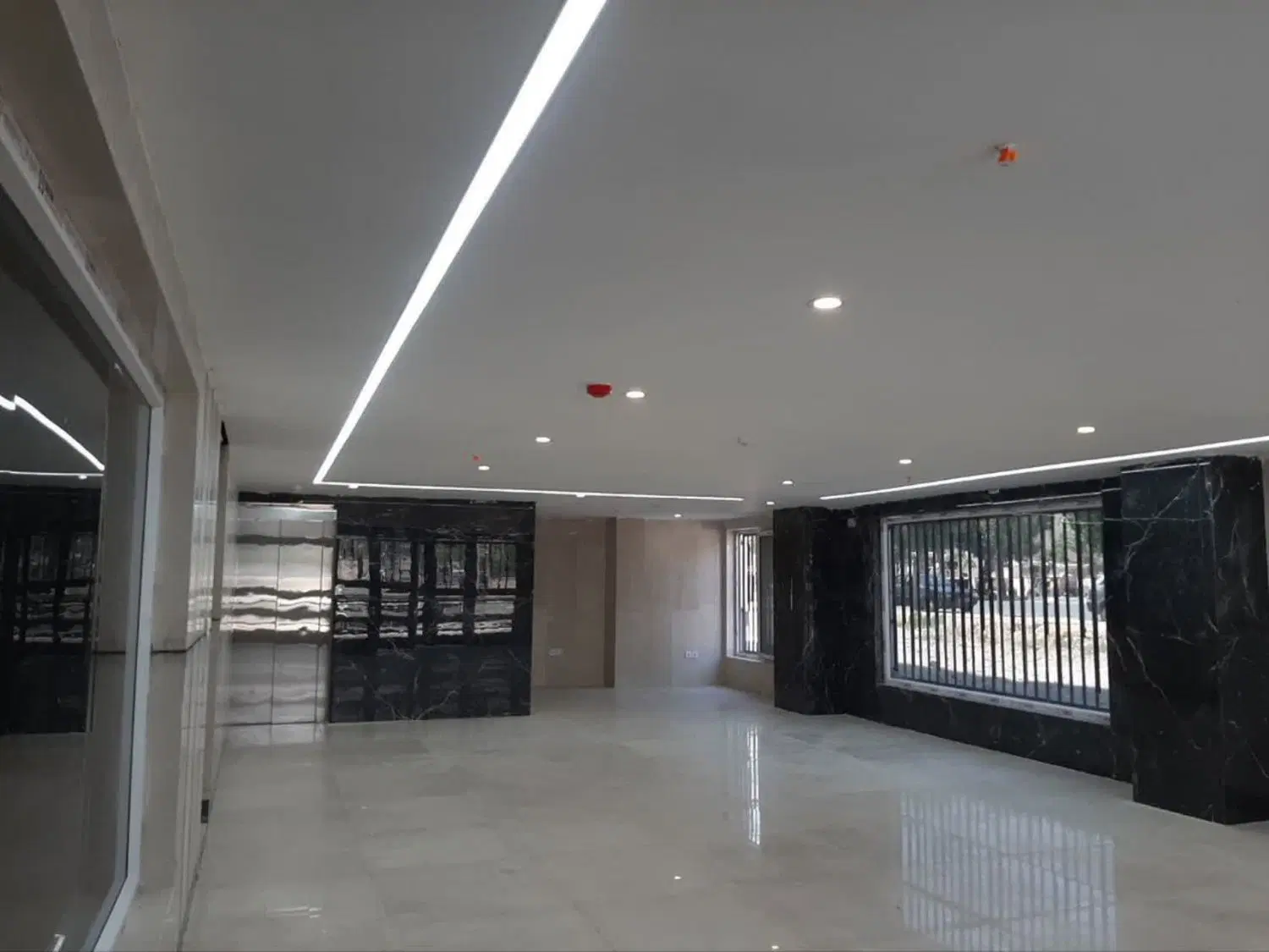 نگارستان ۱۱۲ متری کلیدنخورده