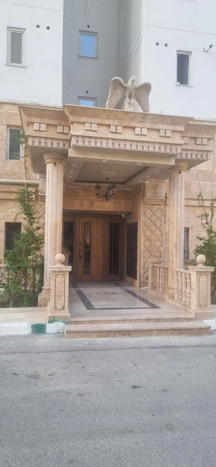 فاز۱۱ *زون ۴*بهترین دسترسی واحد فول مرتب بدون مشرف