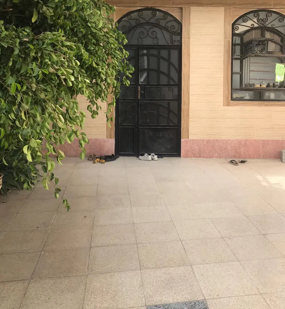 خانه ویلایی شهرک شهید عباسپور