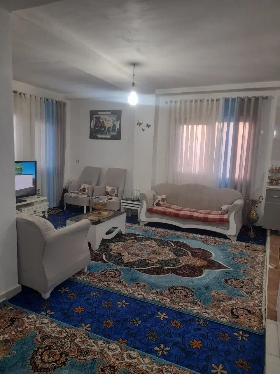 واحد ۸۵ متری اجاره ای