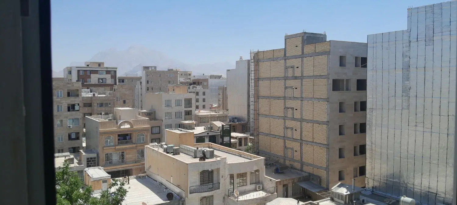 ۲۰۰متر زمین دوبرتجاری