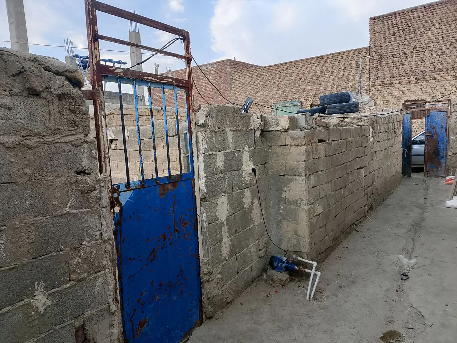 فروش منزل مسکونی‌ در بازار مشترک