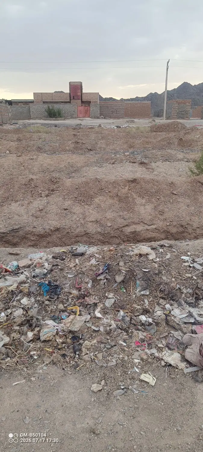 300متر زمین دو نبش چاه رحمان