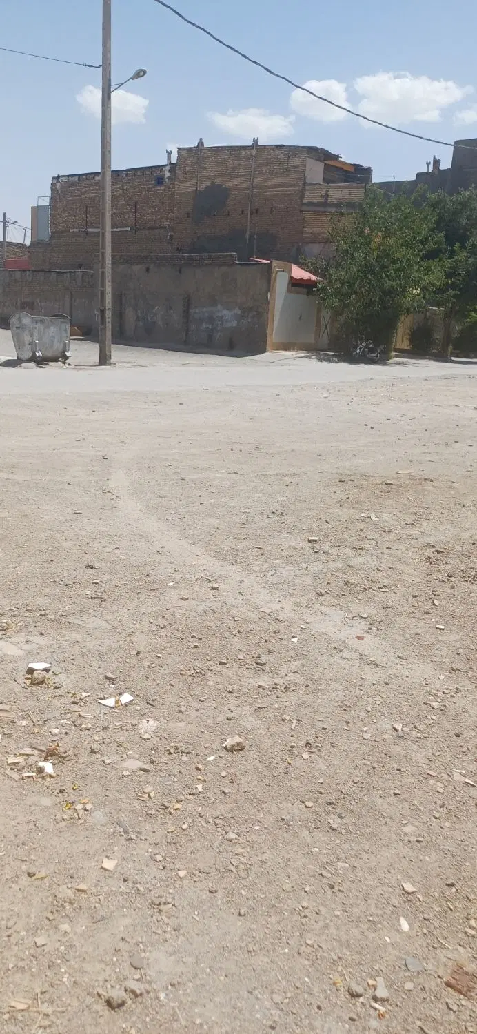 زمین فروشی کنار ساخت
