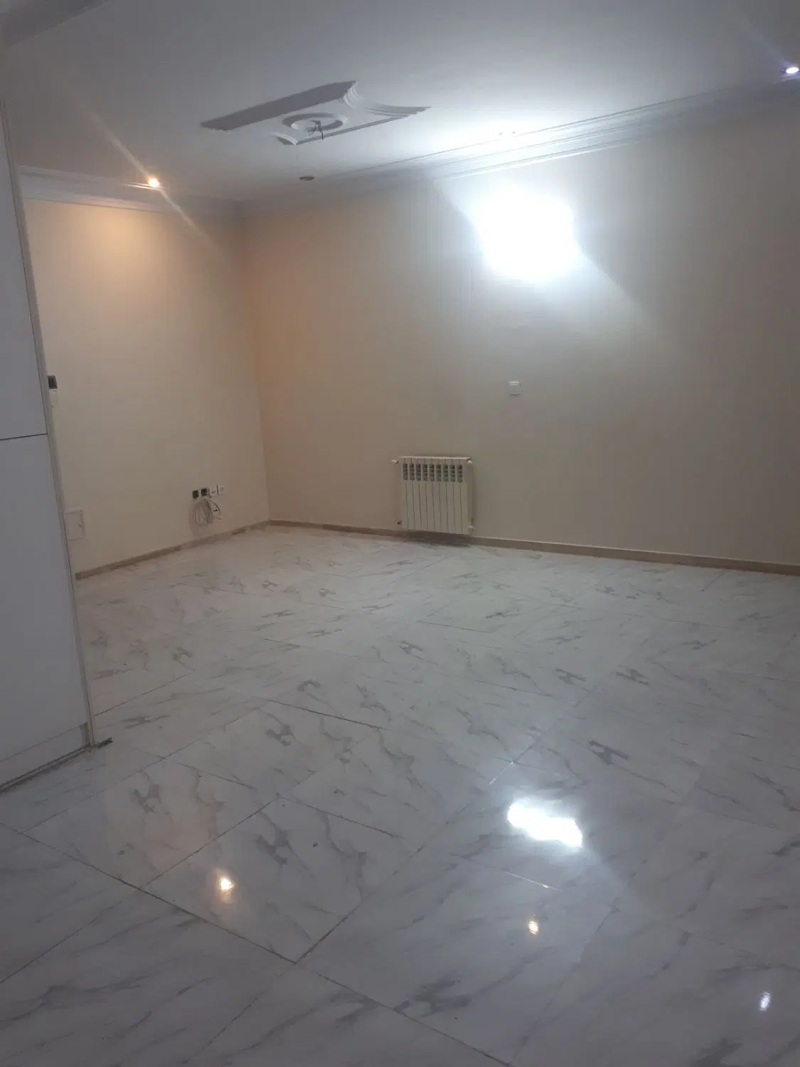 یک واحد اپارتمان ۸۵ متری