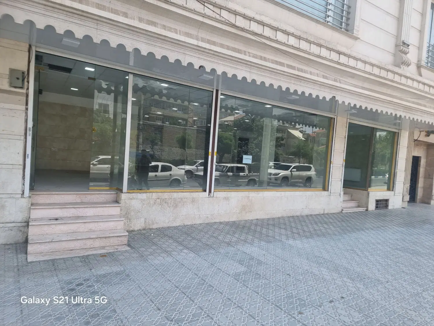 فروش مغازه ۱۴۰ متری دو کله و سه دهنه