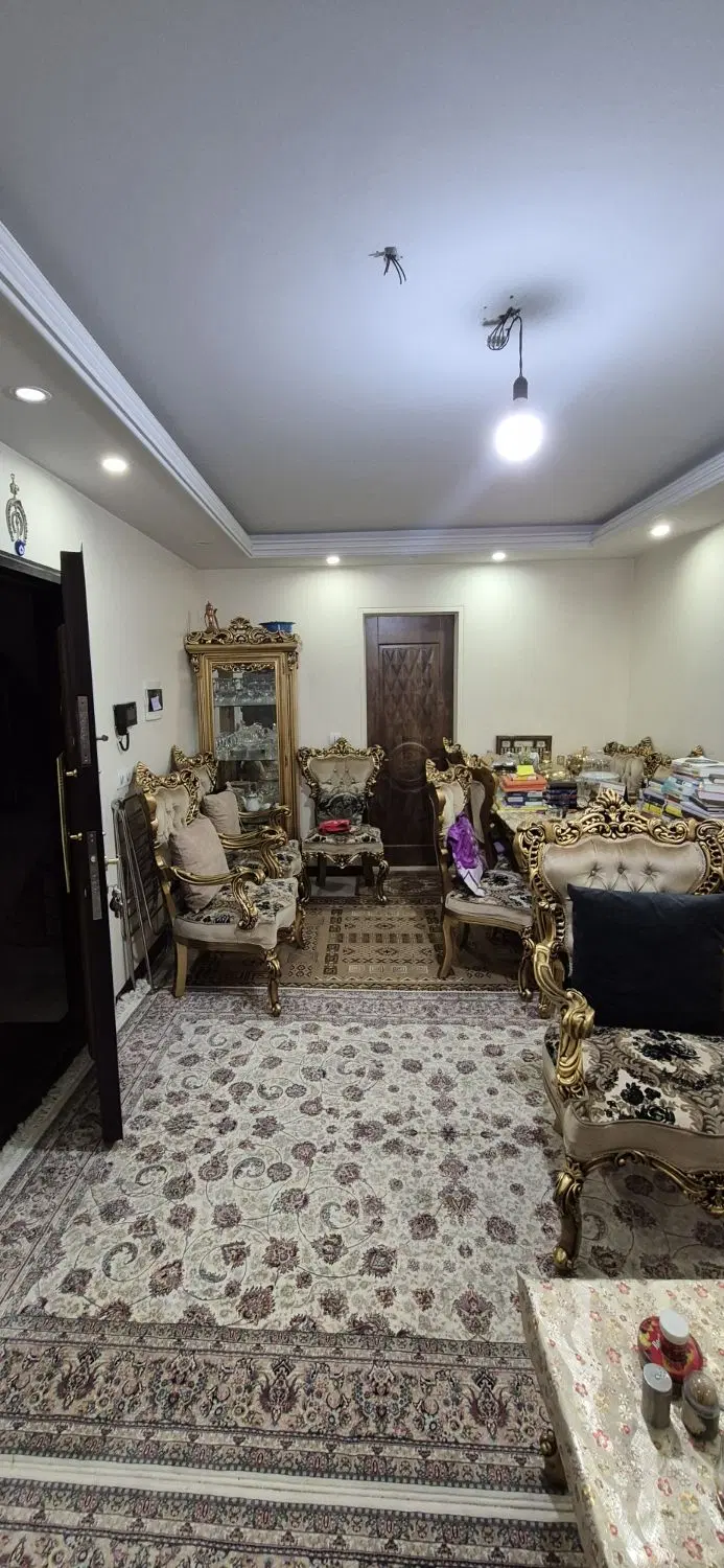 ۵۵ متر آسانسور انباری پارکینگ موتور
