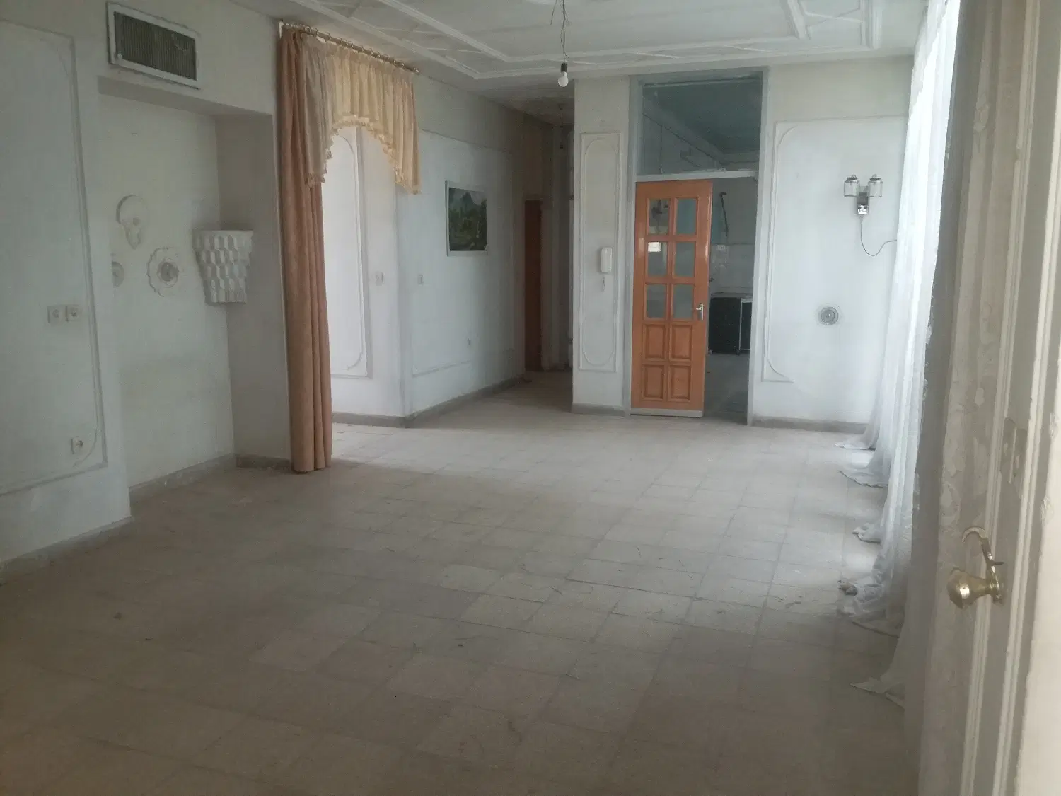 رهن و اجاره منزل 1000متری مناسب انبار و کارگاه