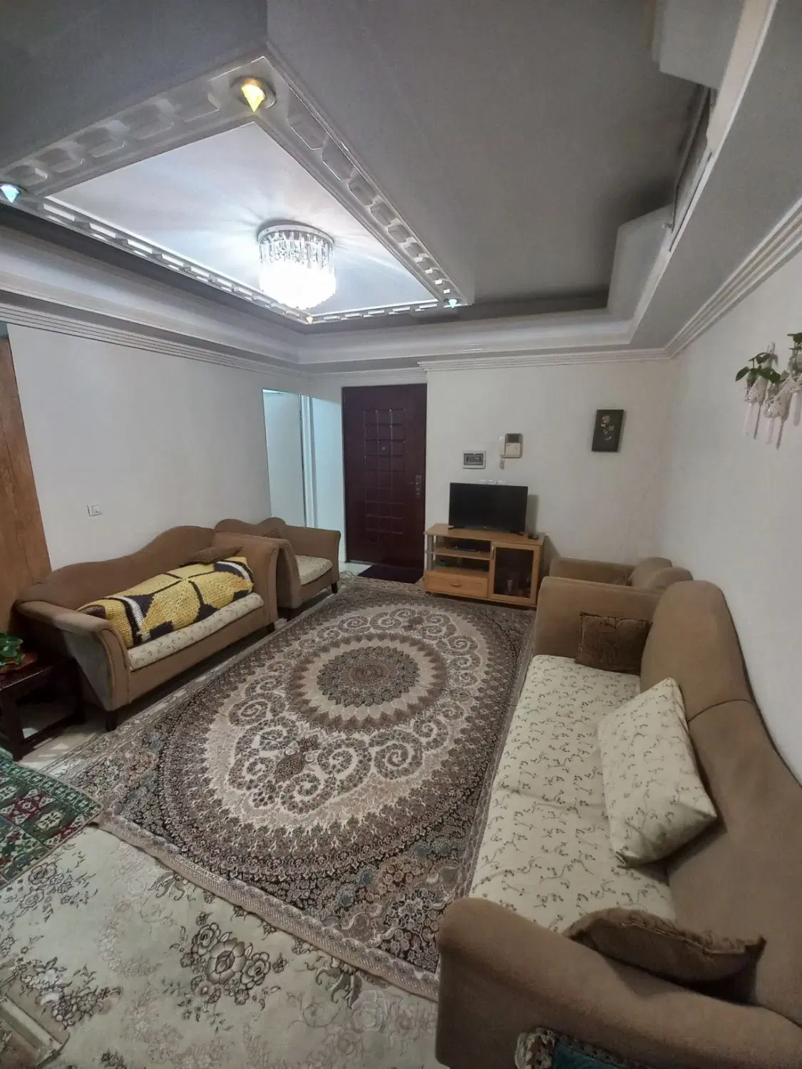 آپارتمان ۵۳ متر دو خواب (املاک کاشانه)