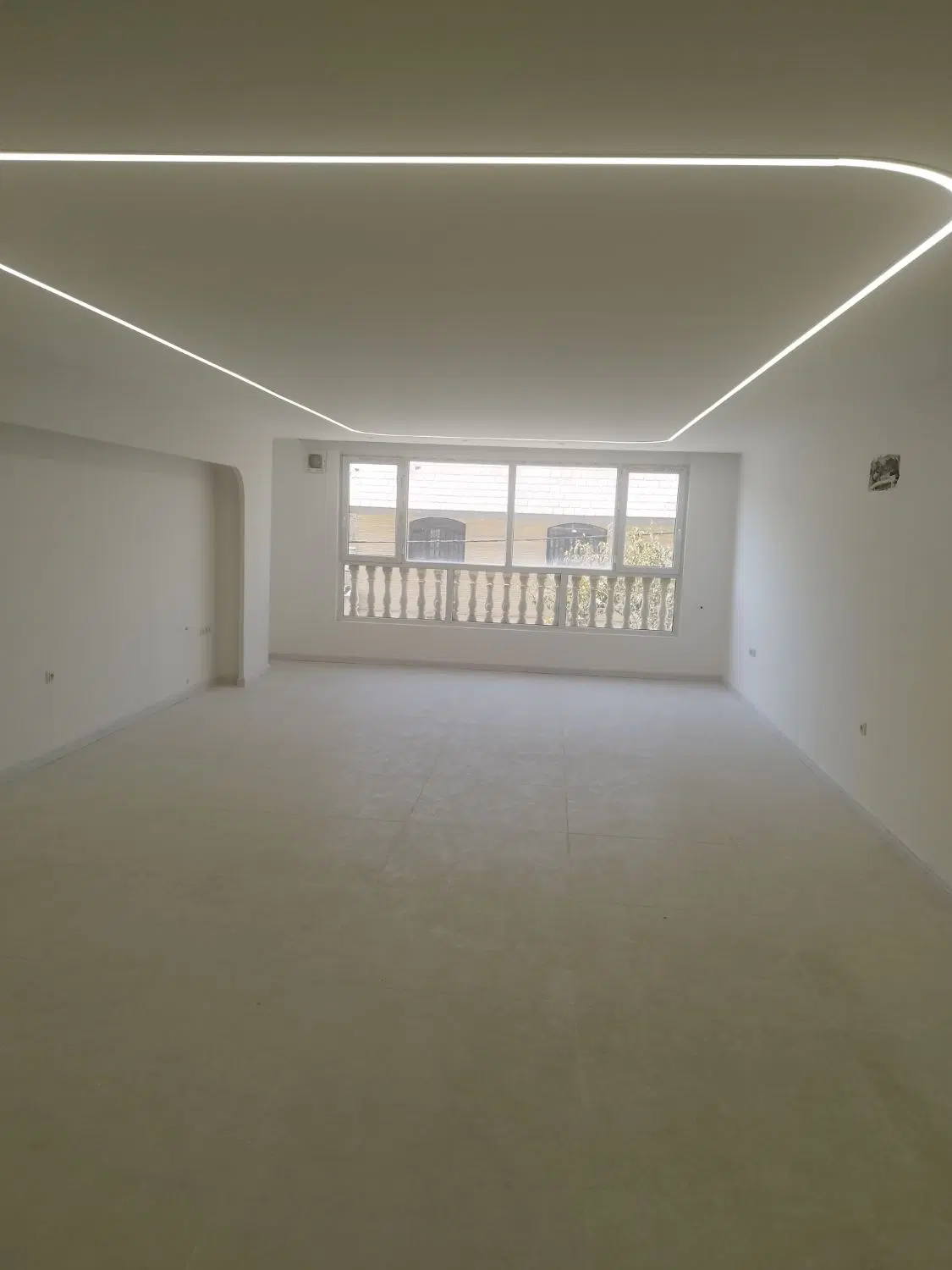 آپارتمان سه خوابه میرزا شیرازی