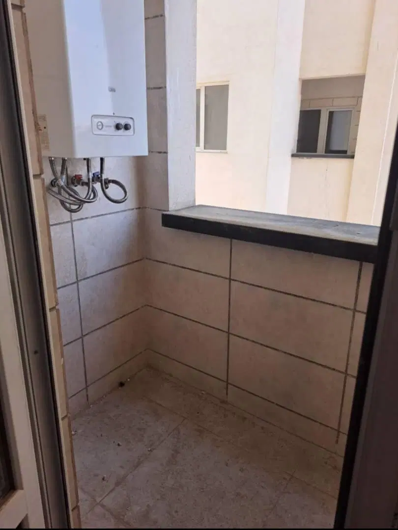 واحد 94 متری
