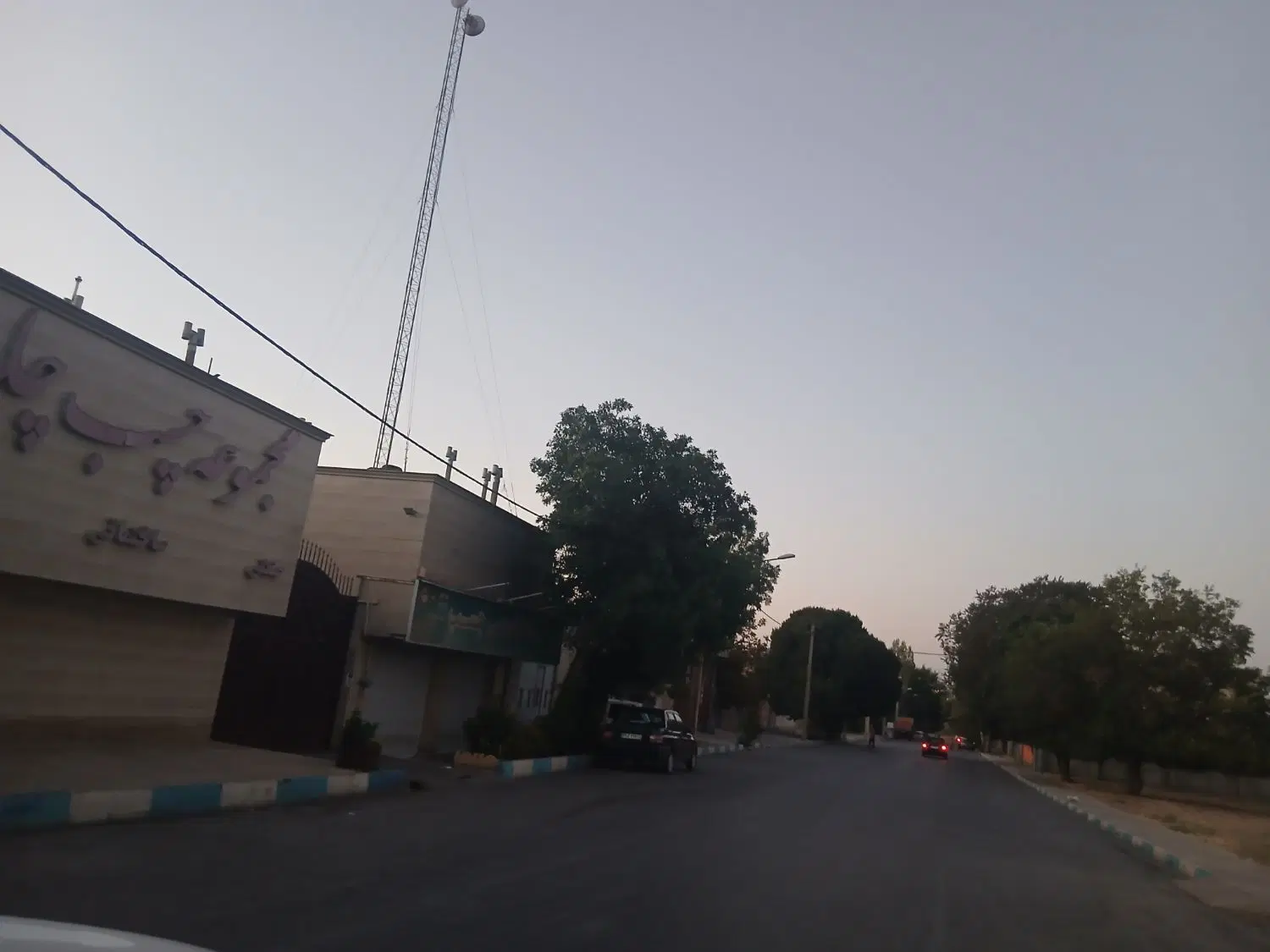 ملک بر ۲۴ متری مفتح
