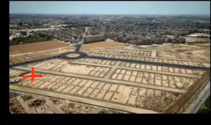 سه دانگ زمین ۱۳۸متربرخیابان