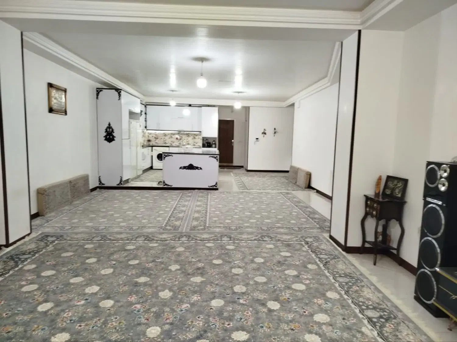 آپارتمان 157 متر دوخوابه پارکینگ و اسانسور دار