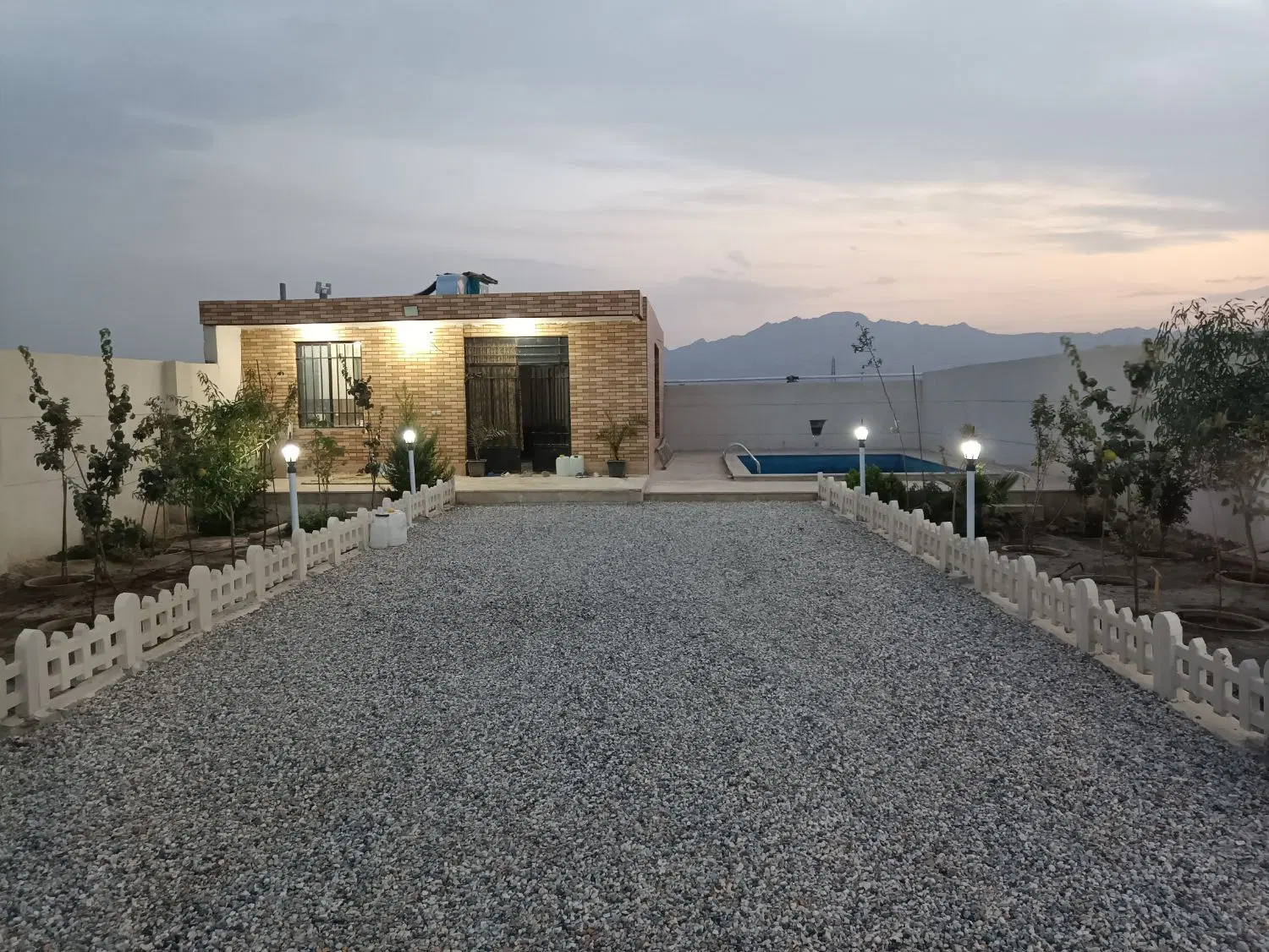 فروش باغچه