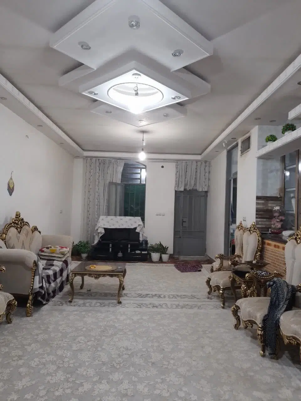 ویلایی ۱۶۰ متری گلدشت شرقی خیابان اوستا شمالی
