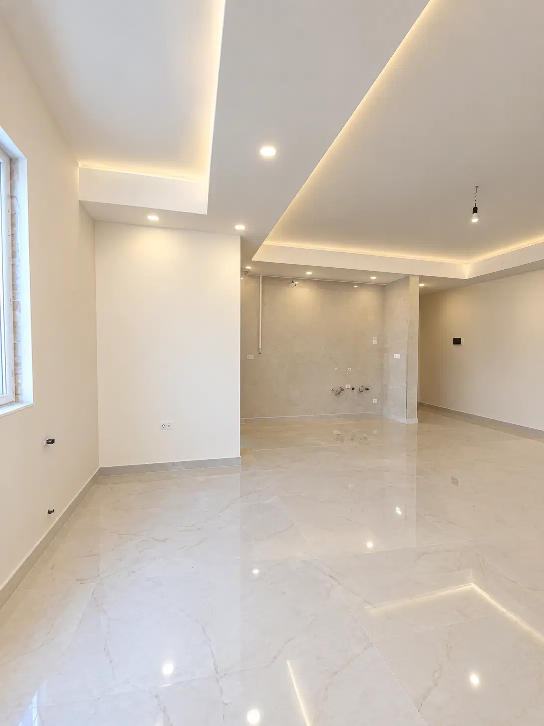 نوساز کلید اول*رهن کامل* فول امکانات