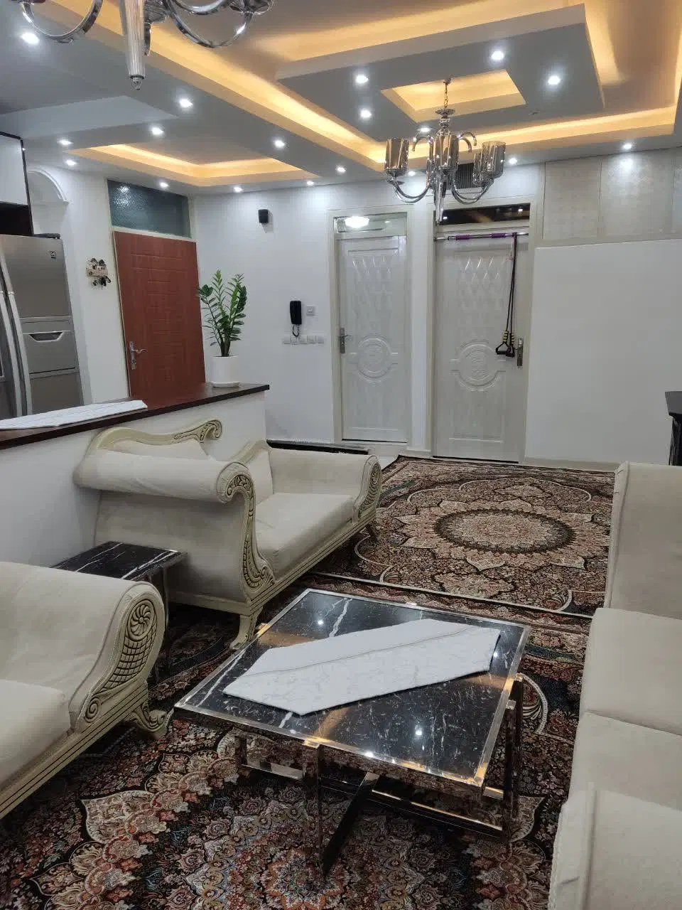 ۷۰ متری سند دار خیابان شصت و دوم سردخانه
