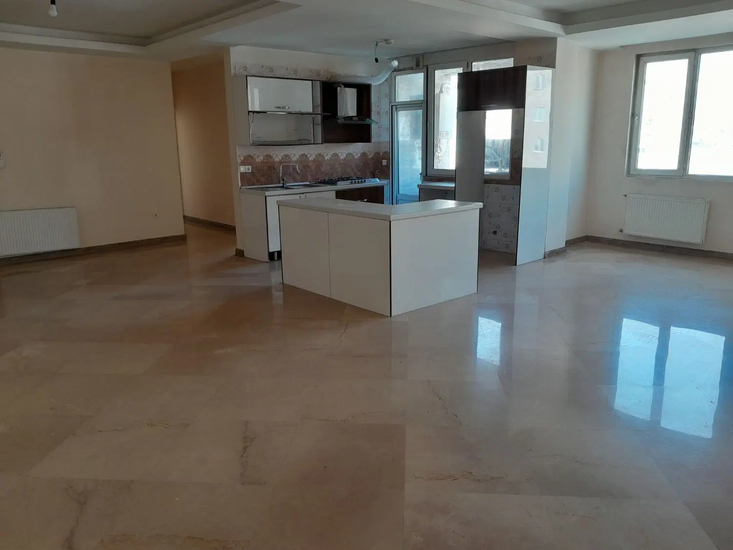اپارتمان ۱۲۰ متر دو خواب رهن و اجاره