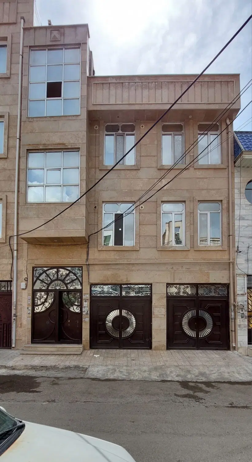 ویلایی 160متری 3طبقه جنوبی الهیه ولایت 2