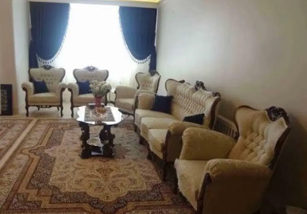 هم خانه