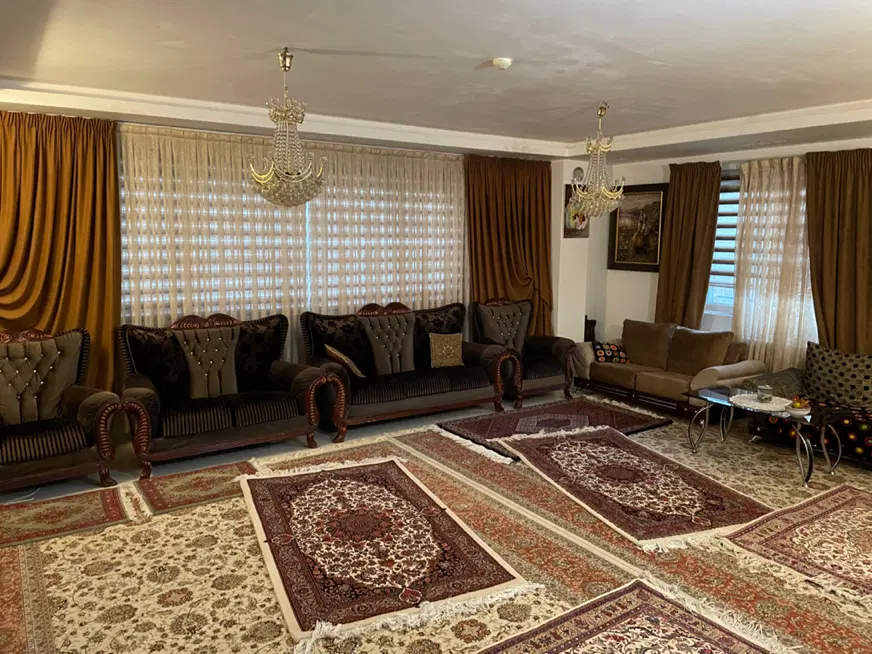۹۸ متر،  بلوار لاله ، خ کوثر