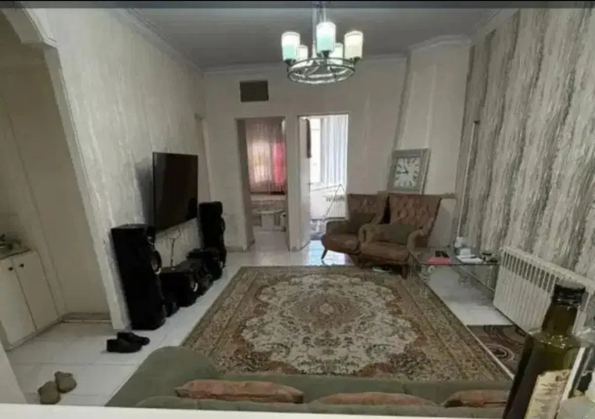 واحد ۶۸ متری غرق نور معاوضه با آپارتمان غرب تهران