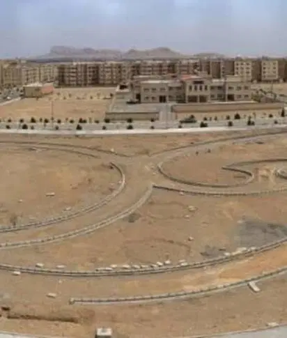 ۳۰۰ متری  اراضی شرق بهارستان
