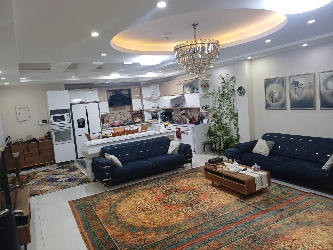 آپارتمان ۱۴۰ متری ۳ خوابه