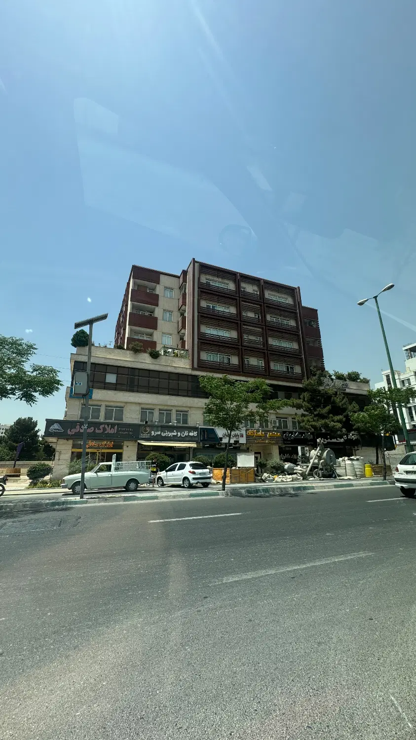 ۱۷۲ متر ۳ خوابه موقعیت اداری