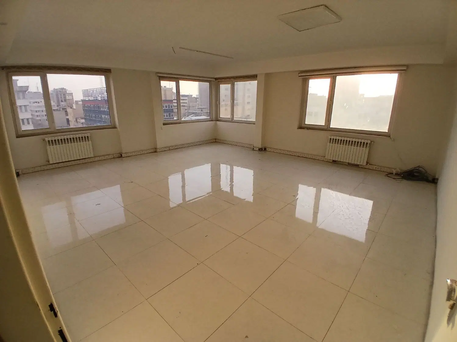 اجاره یک واحد موقعیت اداری