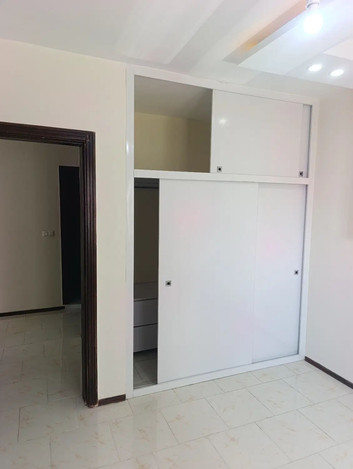 زون ۱ واحد جنوبی لاکچری ویو شهر افتابگیر