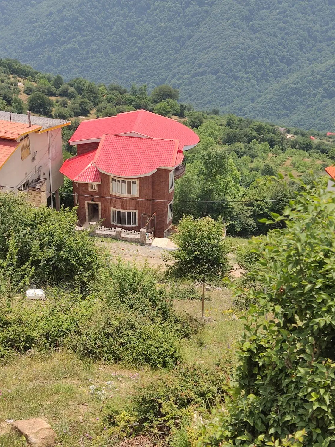 فروش یک باب خانه ویلایی ۱۷۰ متری