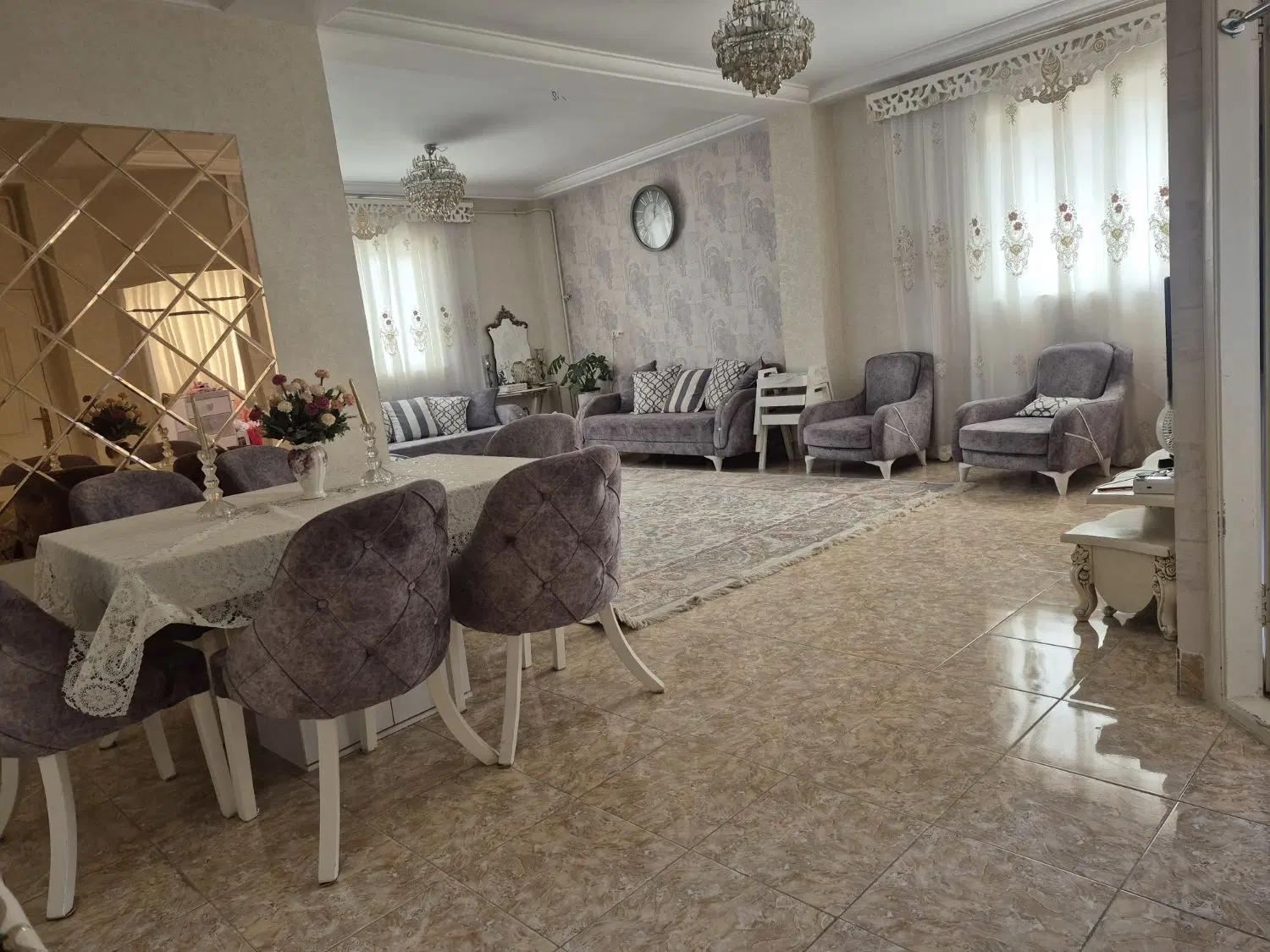 آپارتمان بازسازی شده