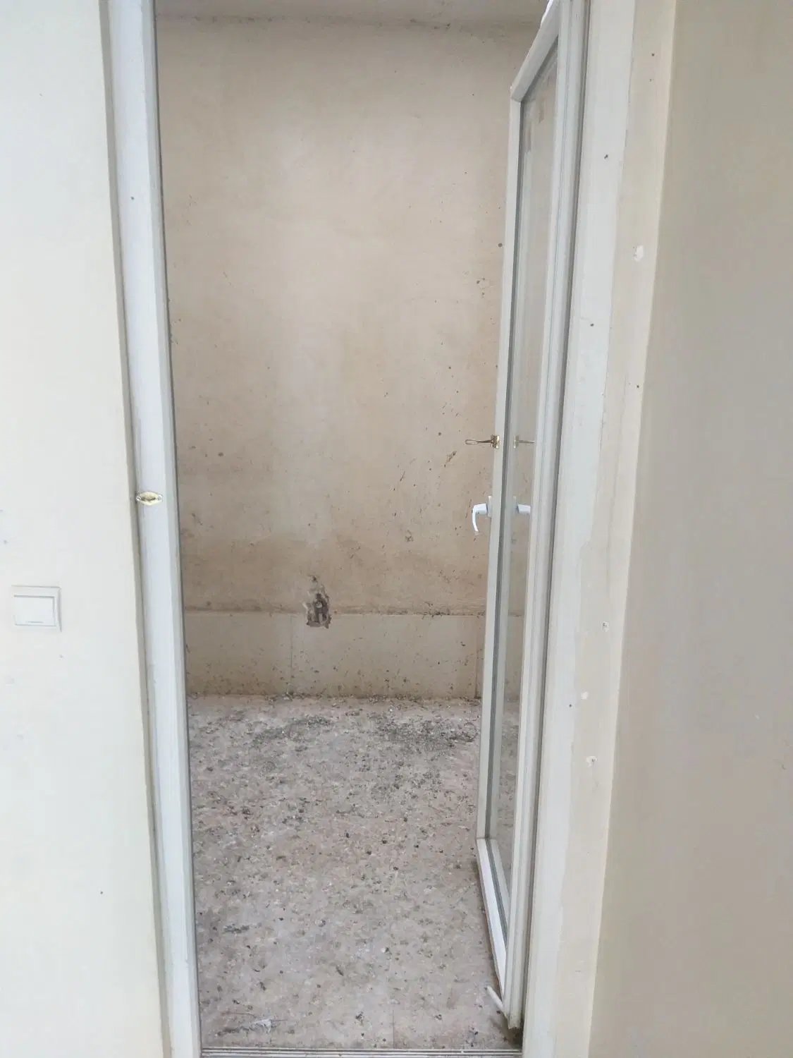 ۶۴ متری طبقه اول بدون پارکینگ