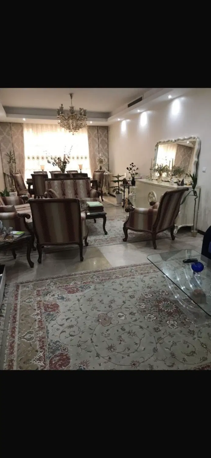 آپارتمان ۱۲۰ متر_ سه خواب_فول امکانات سالن نورگیر