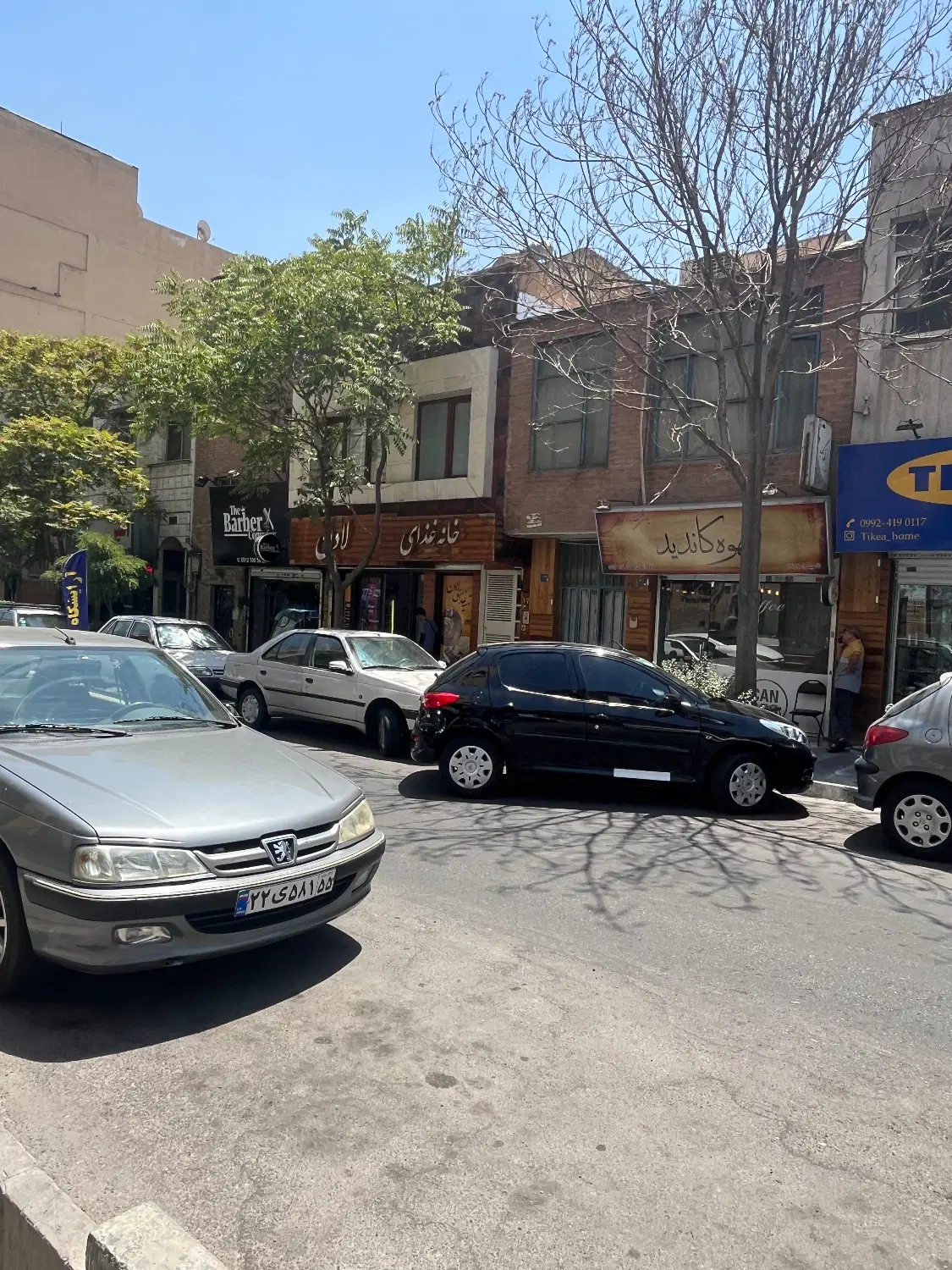 ۸۴ متر گلنگی با ۱۲ متر تجاری قانونی و سند دار