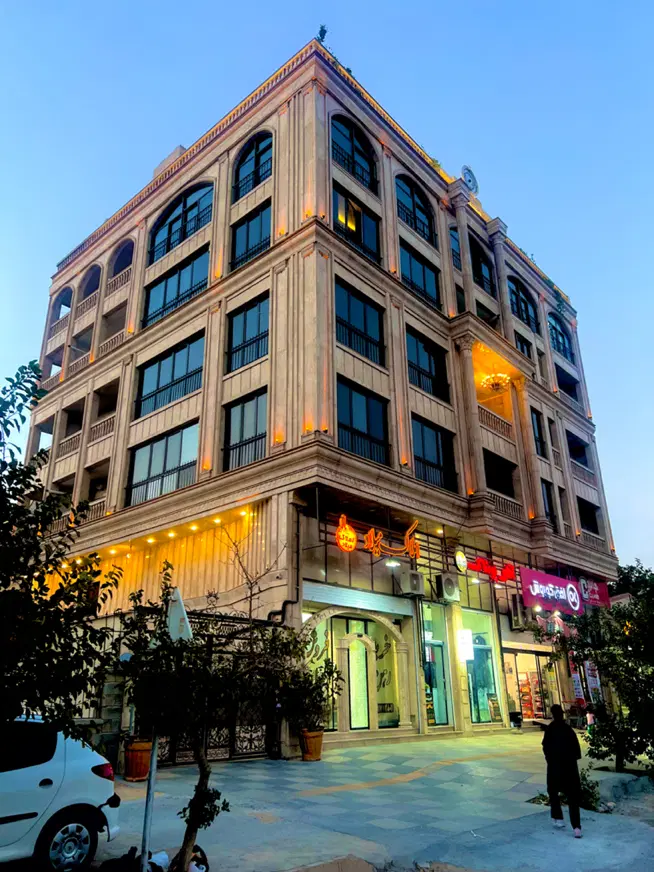 آپارتمان ۲۰۰ متری تاچارا