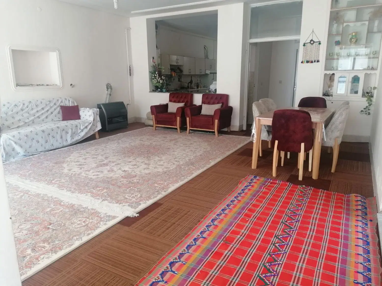منزل مسکونی سه خواب دربست