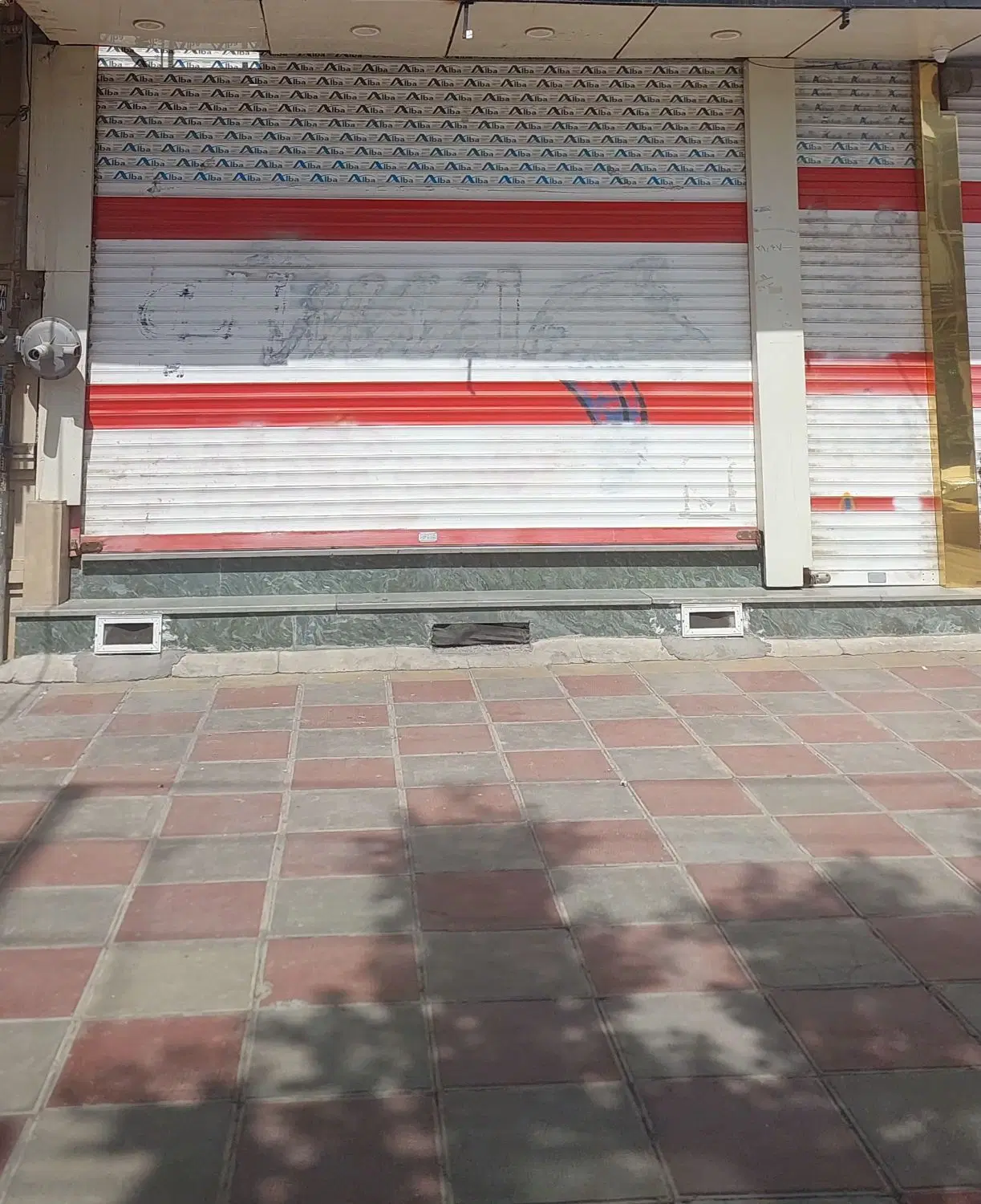 اجاره مغازه تجاری ۱۰۵متری در زیر زمین بر گلها